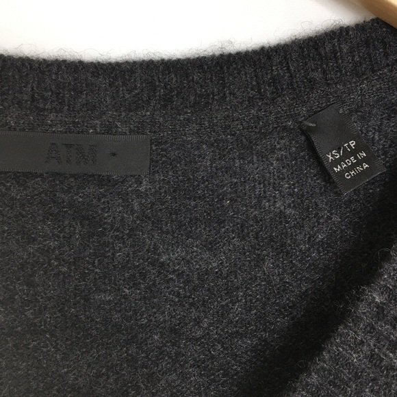 ATM Cashmere Sweater Pullover Charcoal Gray Scoop Neck Women’s Size XS Luxury - Picture 5 of 11